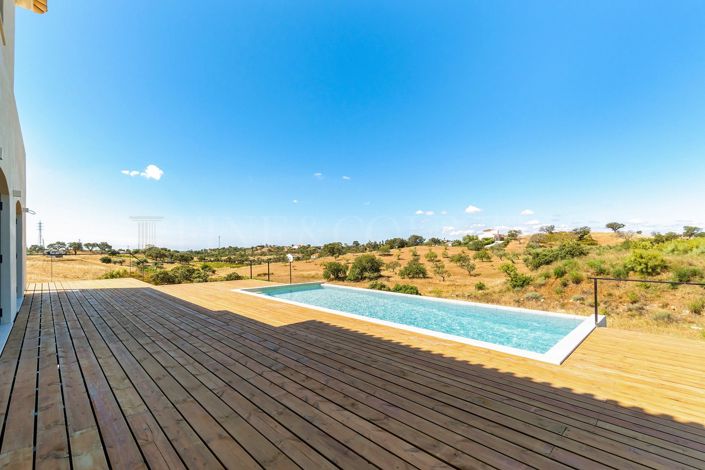 Image No.32-5 Bed Villa for sale