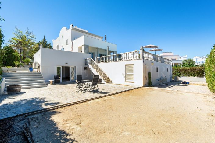 Image No.30-4 Bed Villa for sale