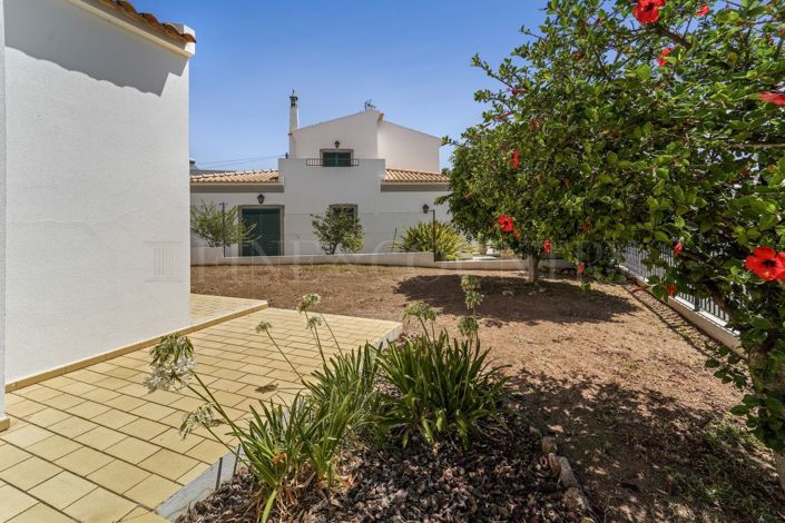 Image No.12-4 Bed Villa for sale