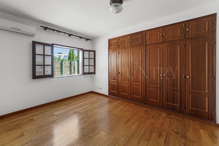 Image No.21-4 Bed Villa for sale