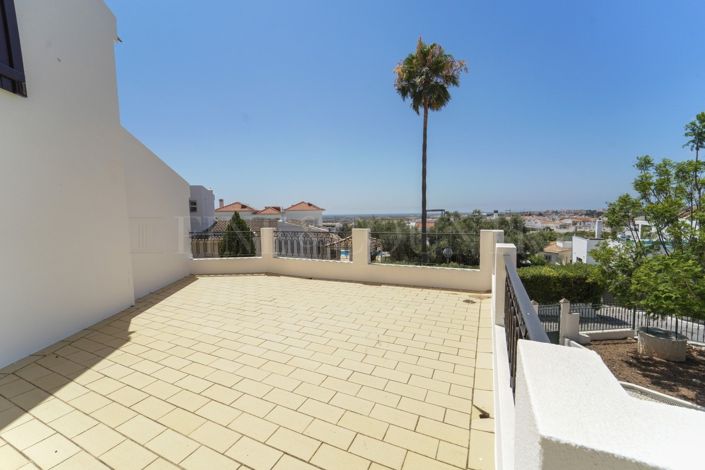 Image No.24-4 Bed Villa for sale