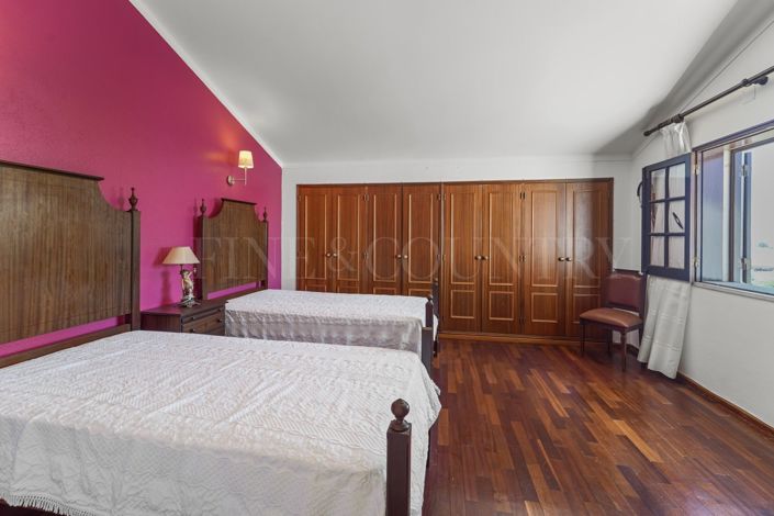Image No.25-4 Bed Villa for sale