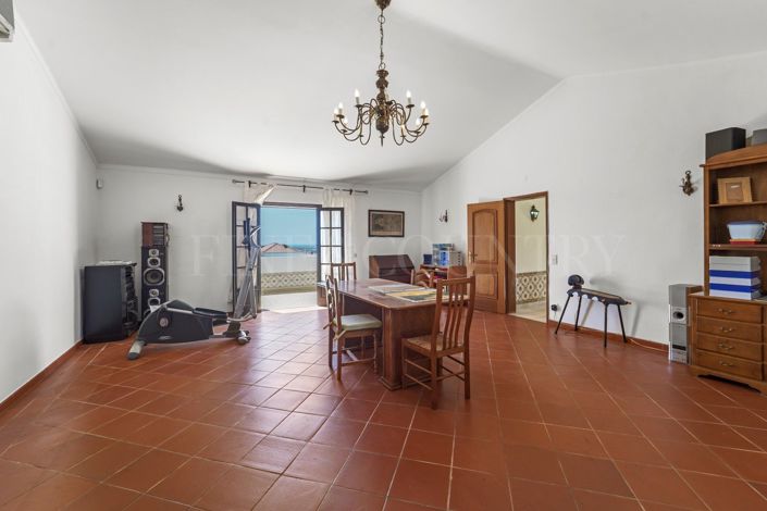 Image No.29-4 Bed Villa for sale