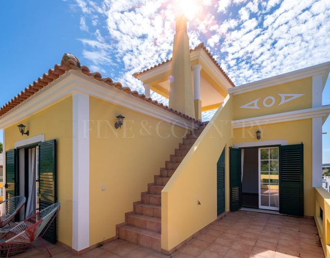 Image No.33-5 Bed Villa for sale