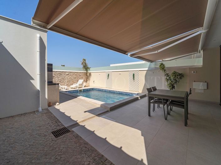 Image No.17-3 Bed Villa for sale