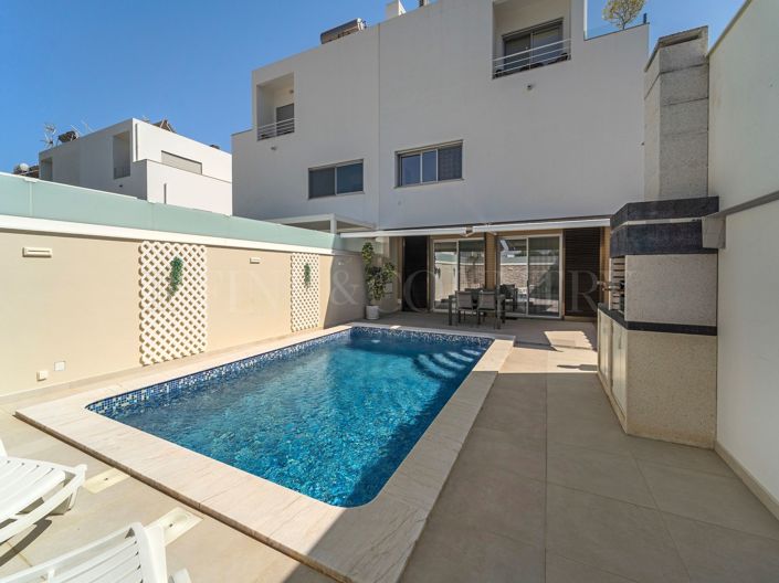 Image No.18-3 Bed Villa for sale