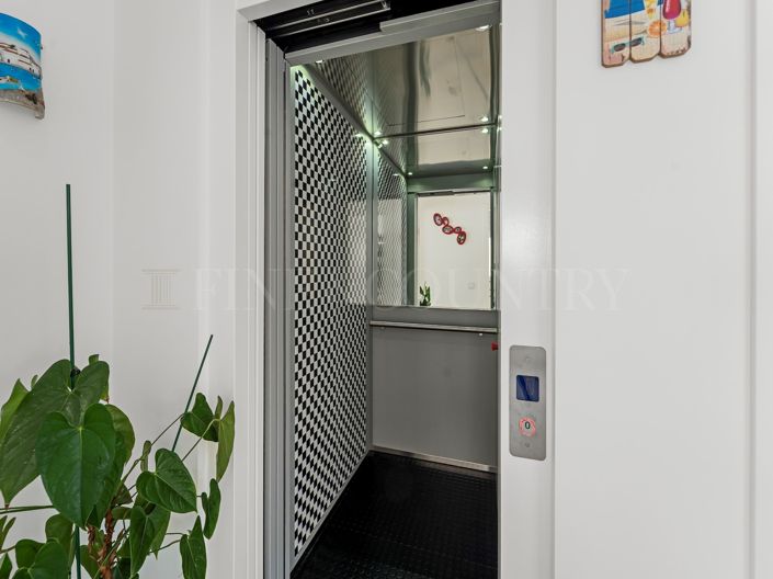 Image No.20-3 Bed Villa for sale