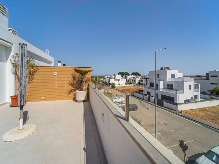 Image No.33-3 Bed Villa for sale