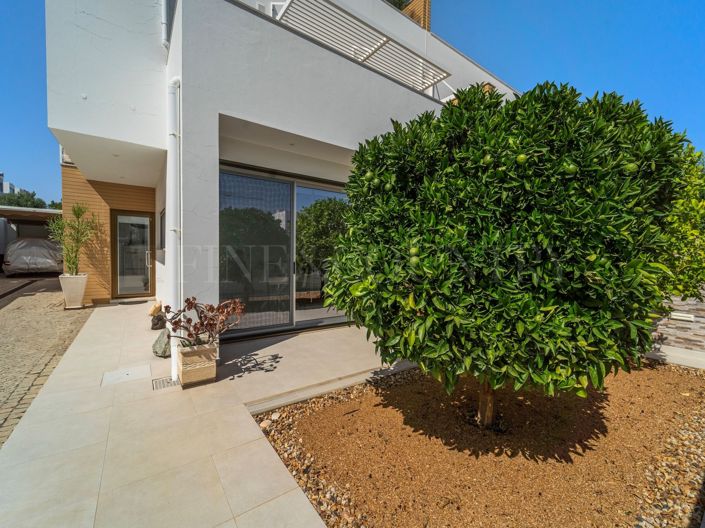 Image No.35-3 Bed Villa for sale