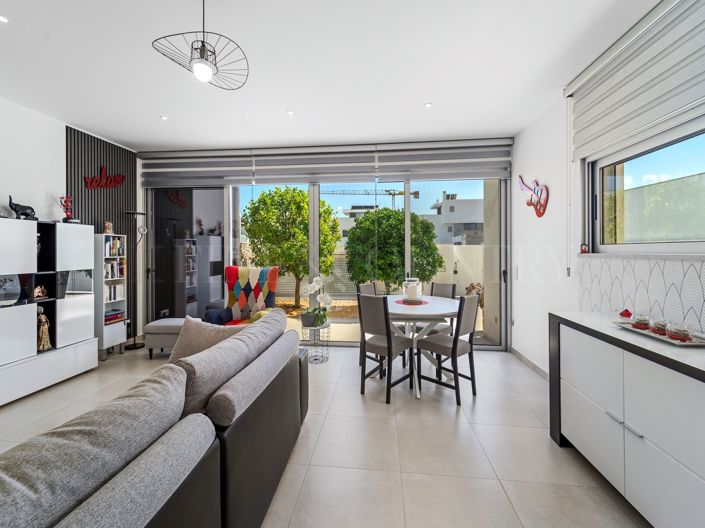 Image No.9-3 Bed Villa for sale