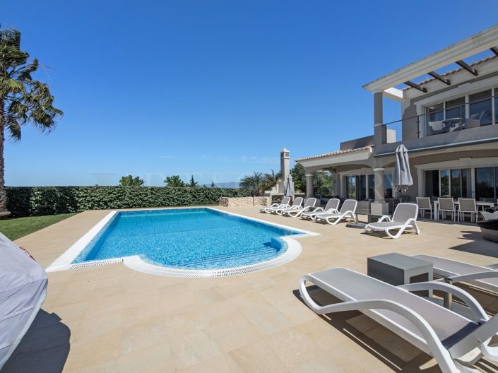 Image No.32-5 Bed Property for sale
