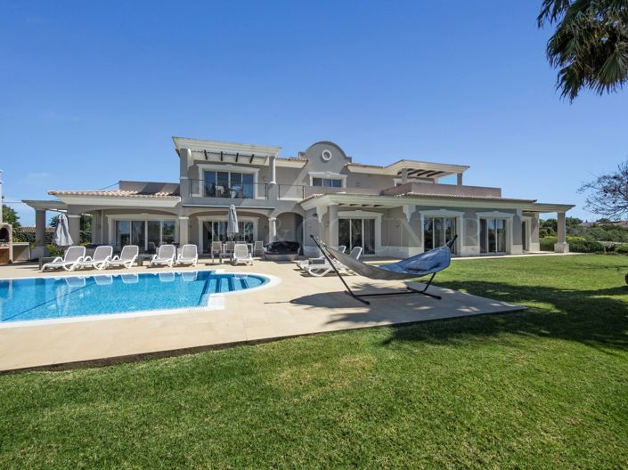 Image No.40-5 Bed Property for sale