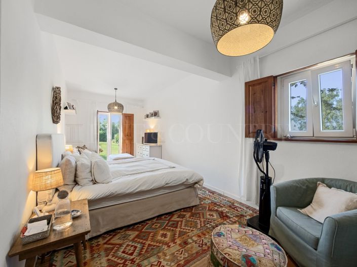 Image No.18-4 Bed Villa for sale