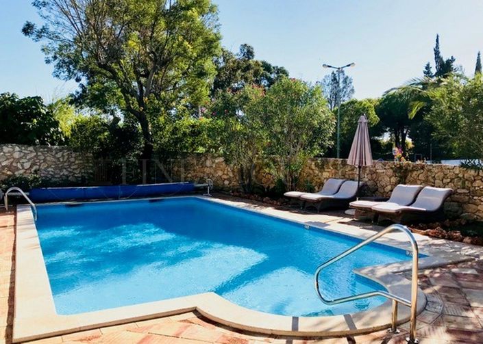 Image No.39-3 Bed Property for sale