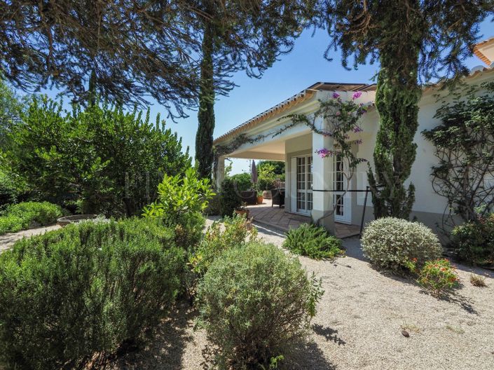Image No.41-3 Bed Property for sale