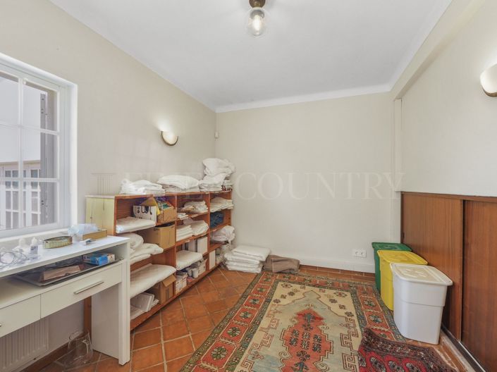 Image No.45-3 Bed Property for sale