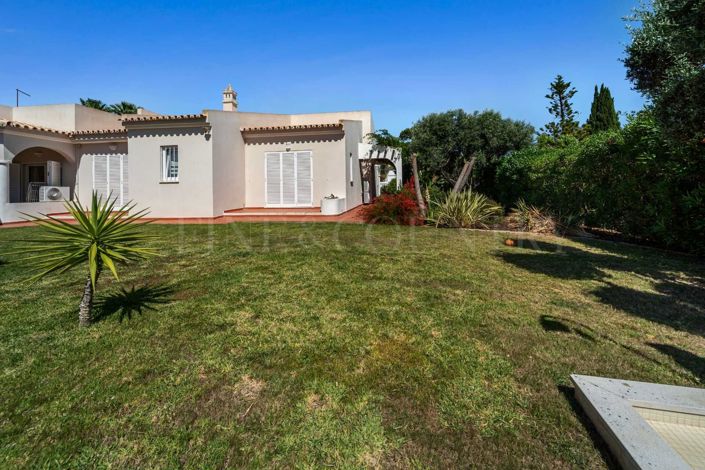 Image No.24-3 Bed Villa for sale