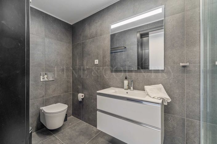Image No.11-4 Bed Villa for sale