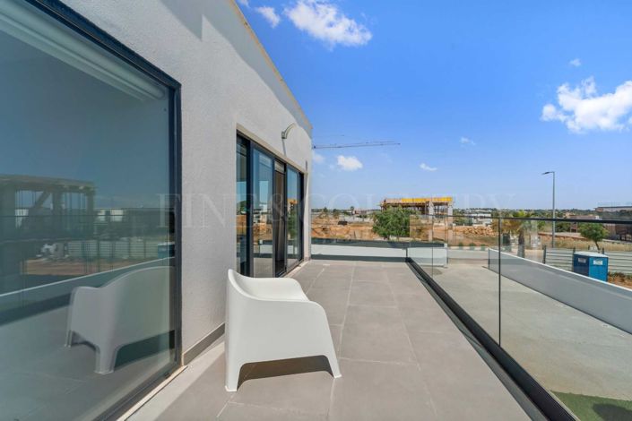 Image No.19-4 Bed Villa for sale