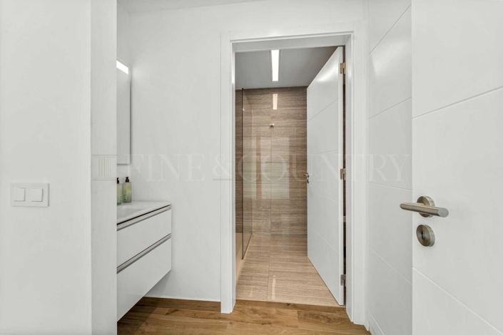 Image No.27-4 Bed Villa for sale