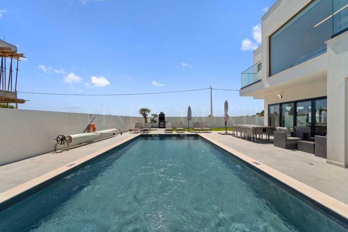 Image No.46-4 Bed Villa for sale