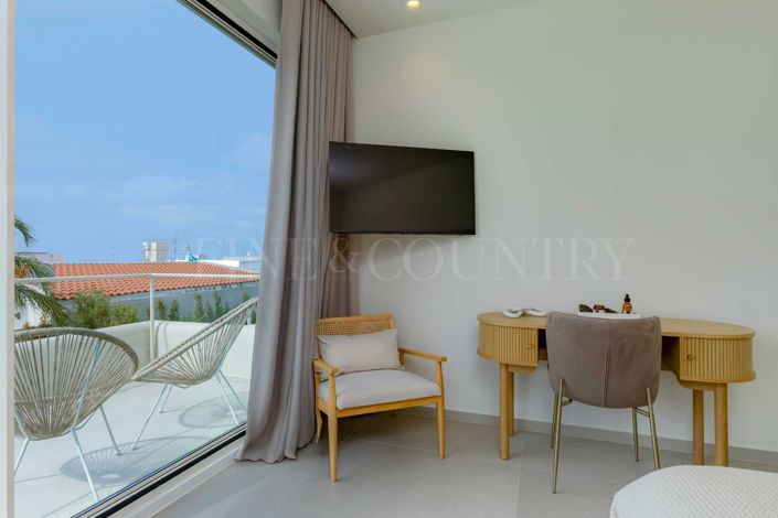 Image No.21-3 Bed Villa for sale