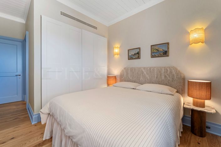 Image No.45-3 Bed Property for sale