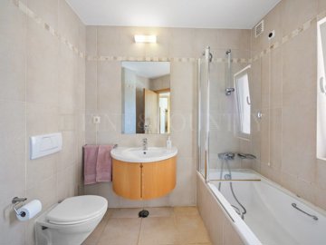 2104-374523-53692adbb4d7b8272cdc4cb7055921f49