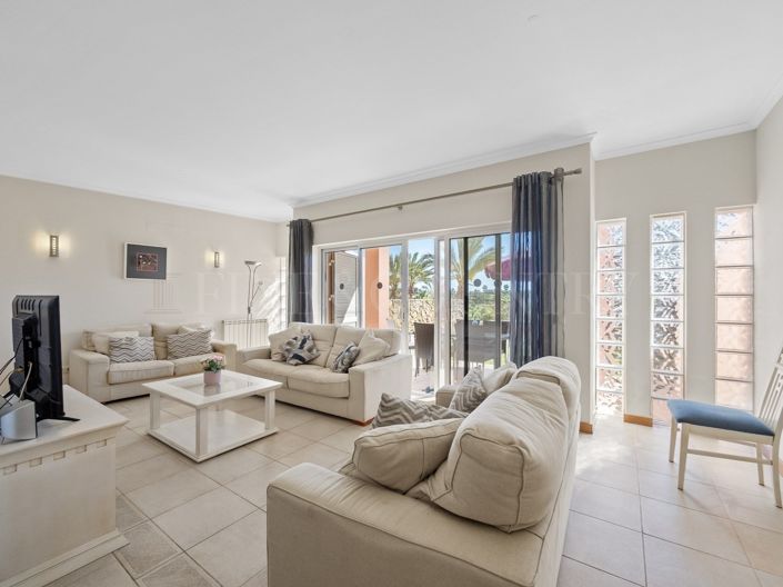 Image No.7-3 Bed Townhouse for sale