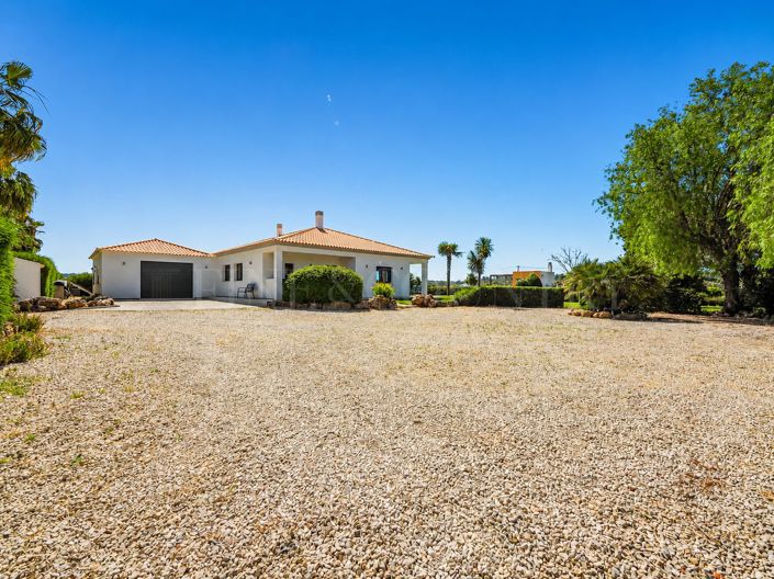 Image No.22-4 Bed Property for sale