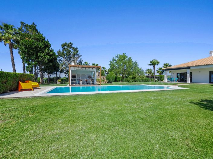 Image No.26-4 Bed Property for sale