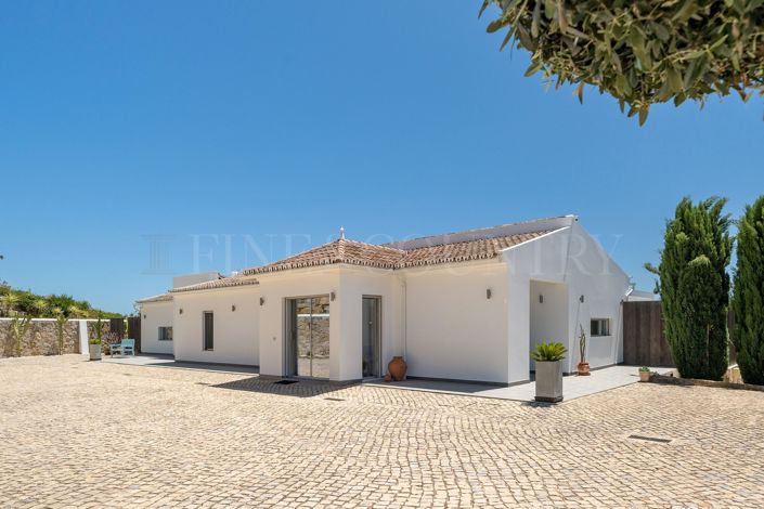 Image No.44-3 Bed Villa for sale