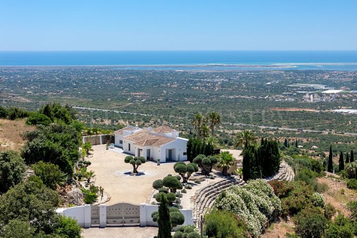 Image No.8-3 Bed Villa for sale