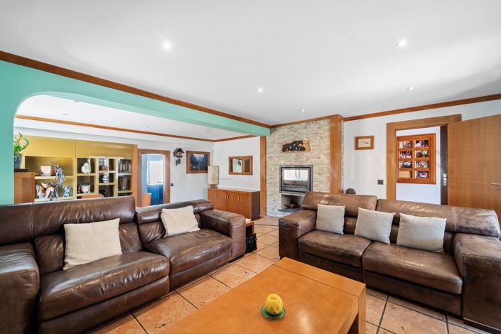 Image No.30-3 Bed Villa for sale