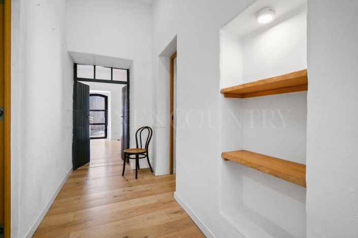 Image No.26-3 Bed Property for sale