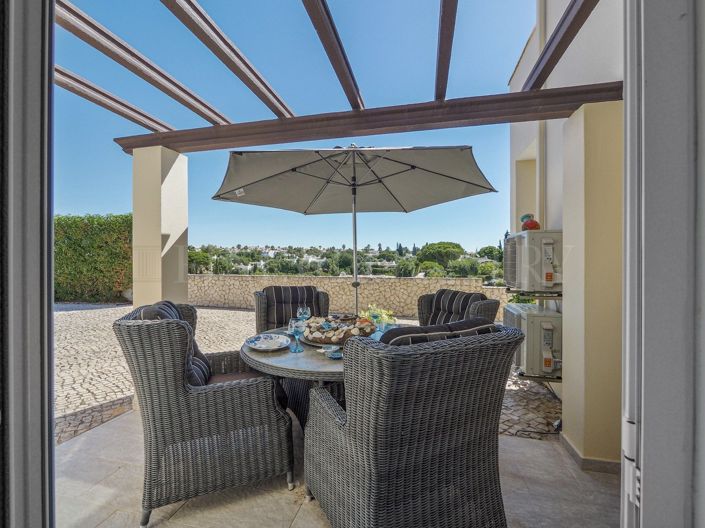 Image No.28-3 Bed Property for sale