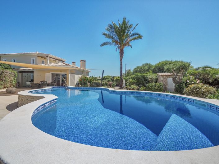 Image No.32-3 Bed Property for sale
