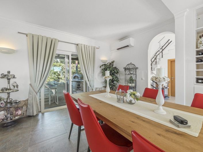 Image No.9-3 Bed Property for sale