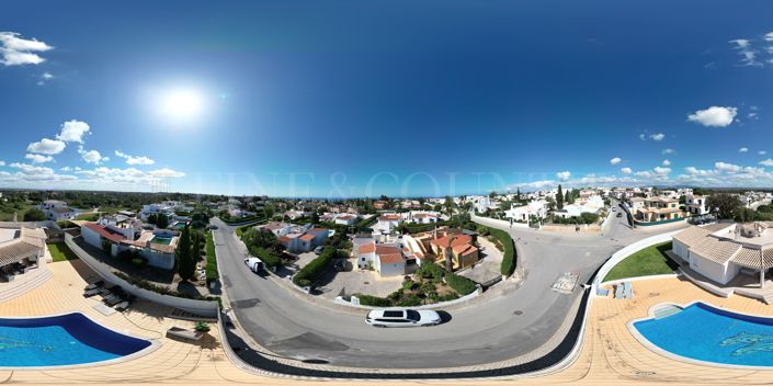 Image No.43-2 Bed Property for sale