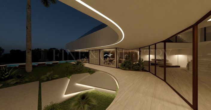 Image No.28-7 Bed Property for sale
