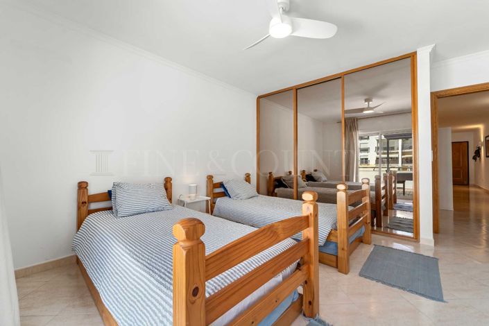 Image No.20-3 Bed Apartment for sale