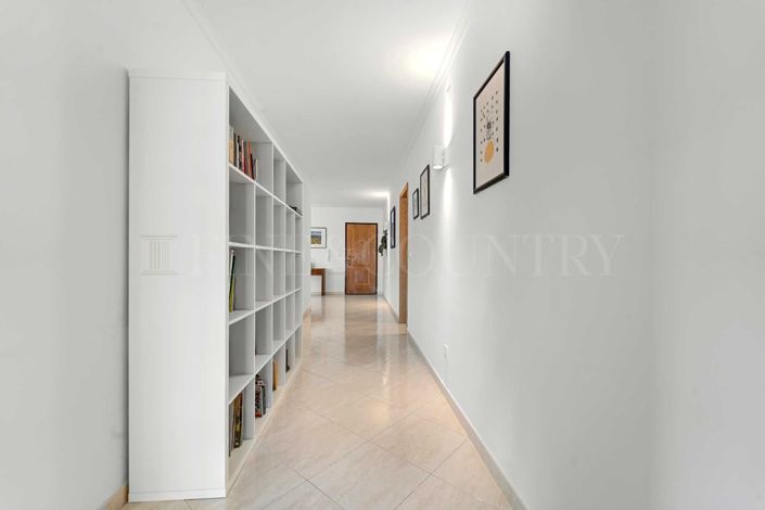 Image No.23-3 Bed Apartment for sale