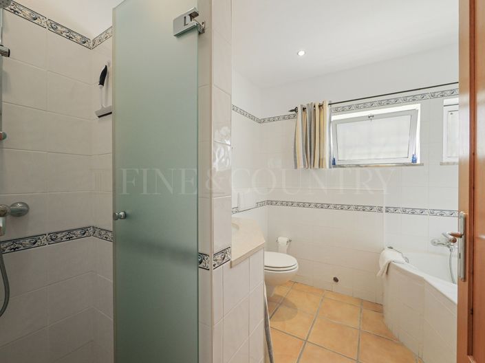 Image No.22-2 Bed Townhouse for sale