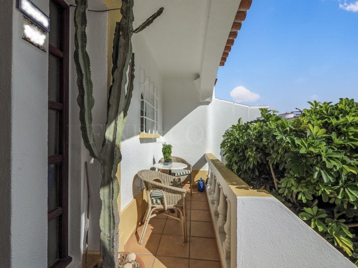 Image No.5-2 Bed Townhouse for sale