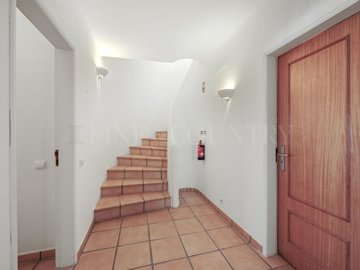 2104-385313-53692adbb4d7b8272cdc4cb7055921f49