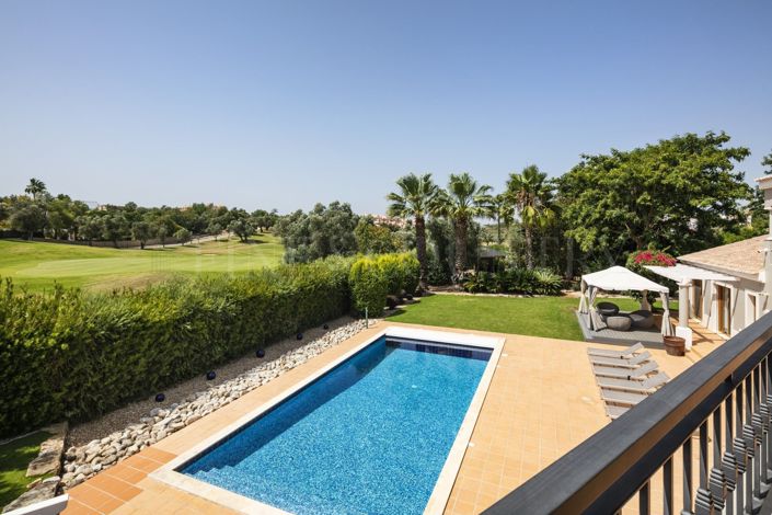 Image No.26-5 Bed Property for sale