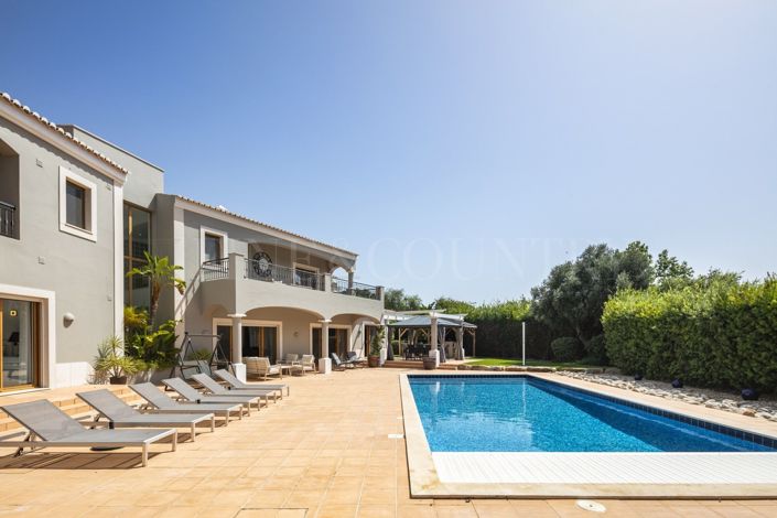 Image No.32-5 Bed Property for sale