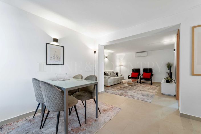 Image No.30-4 Bed Property for sale