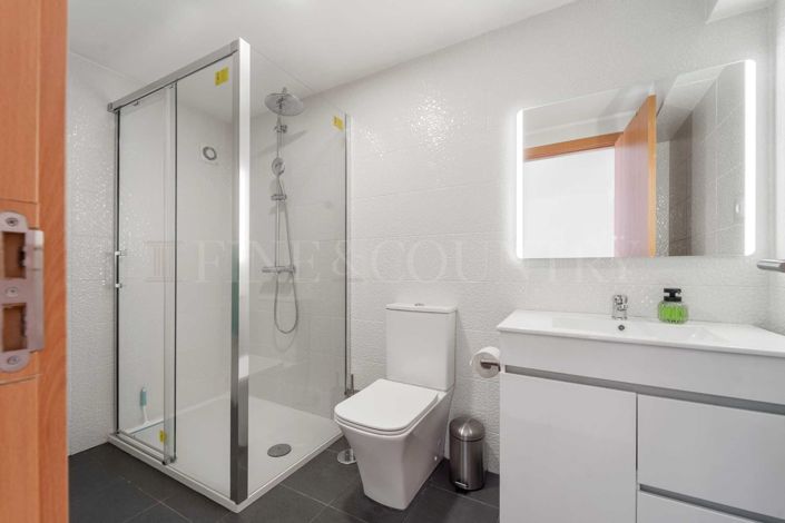 Image No.34-4 Bed Property for sale