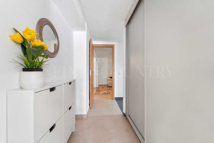 Image No.37-4 Bed Property for sale